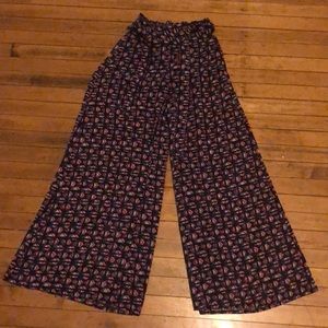 Wide leg fun pants!